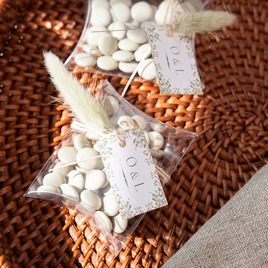 geschenkanhaenger mit initialen und blattmotiv TA0155-2600026-07 2