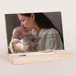 tischkalender mit holzsockel und ueberlappendem monatslayout TA0884-2600010-07 1