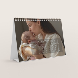 foto tischkalender mit spiralbindung und ueberlappendem monatslayout TA0884-2600012-07 1