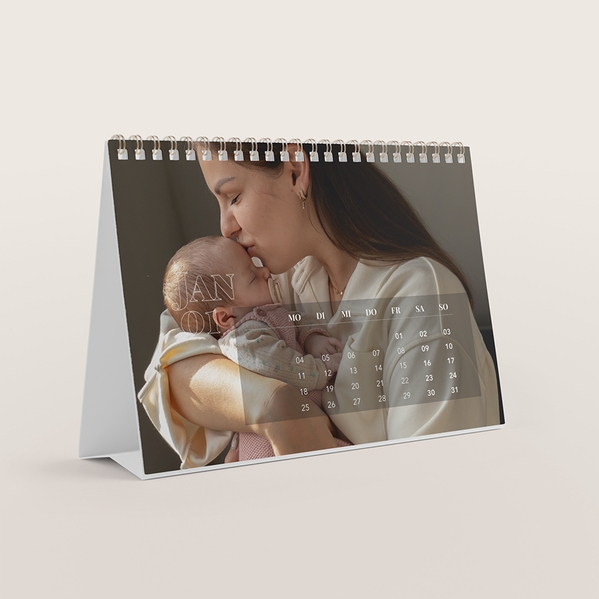 foto tischkalender mit spiralbindung und ueberlappendem monatslayout TA0884-2600012-07 1
