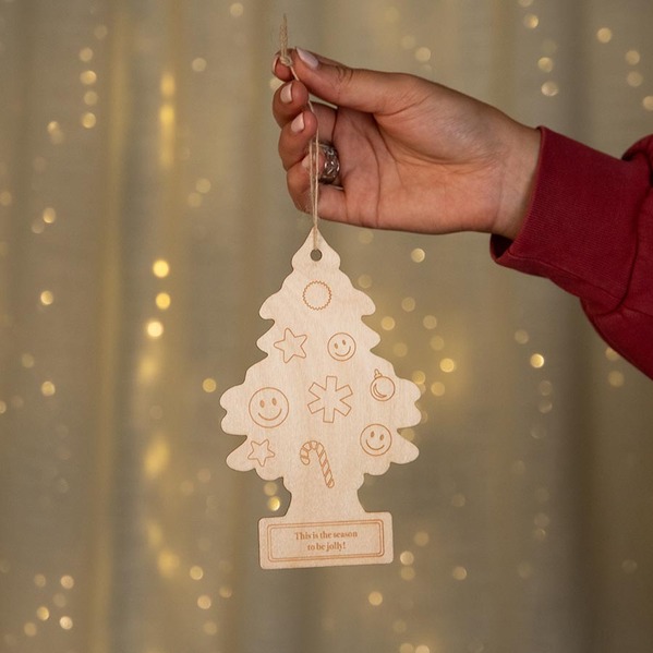 weihnachtskarte aus holz in weihnachtsbaumform zauberbaum TA1188-2600099-07 2