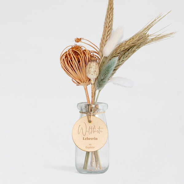 kleine flasche hihi mit gruenen trockenblumen und holzlabel personalisierbar TA14921-2200003-07 1